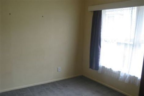 Photo of property in 2/59 Shakespeare Road, Milford, Auckland, 0620