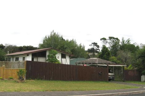 Photo of property in 56 Tiri Tiri Road, Birkdale, Auckland, 0626