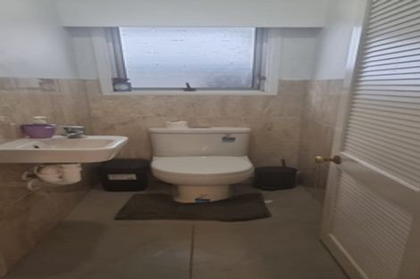 Photo of property in 17 Glengowan Place, Conifer Grove, Takanini, 2112