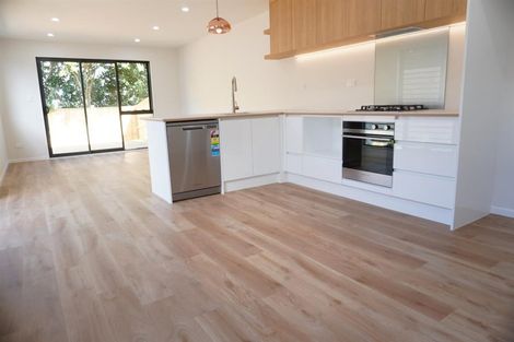 Photo of property in 23 Combat Street, Papakura, 2110