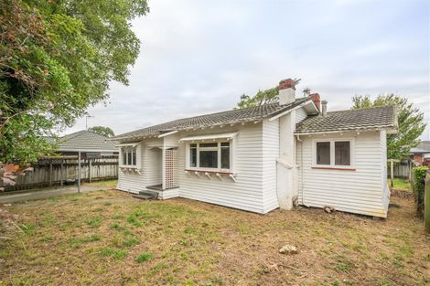 Photo of property in 9 Stewart Crescent, Hokowhitu, Palmerston North, 4410