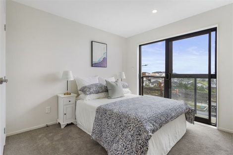 Photo of property in 42 Paina Crescent, Massey, Auckland, 0614