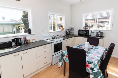 Photo of property in 49 Waiwhetu Road, Waiwhetu, Lower Hutt, 5010