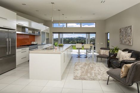 Photo of property in 51 Edward Jonkers Drive, Riverhead, Albany, 0793