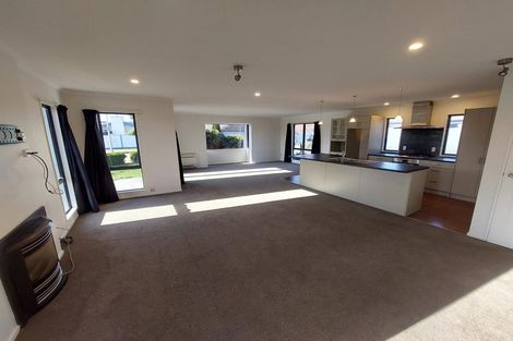 Photo of property in 5 Excalibur Place, Burwood, Christchurch, 8083