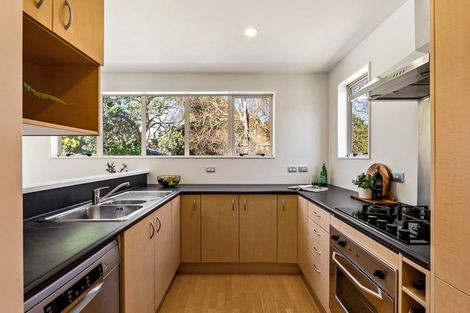 Photo of property in 31 Arcus Way, Hataitai, Wellington, 6021