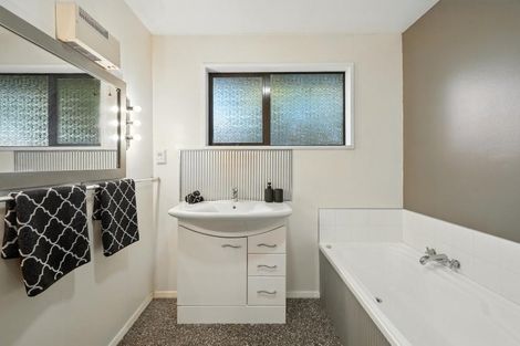 Photo of property in 12 Kinley Street, Rangiora, 7400