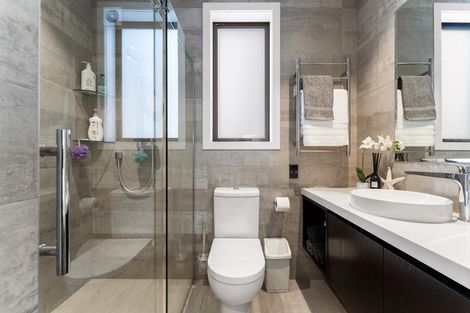 Photo of property in 30 Caroline Heights, Omaha, 0986