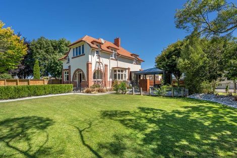 Photo of property in 62 Grange Street, Winton, 9720