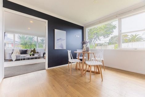 Photo of property in 49 Gray Avenue, Paraparaumu Beach, Paraparaumu, 5032