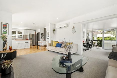 Photo of property in 2/300 Rangatira Road, Beach Haven, Auckland, 0626