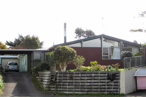 Photo of property in 16 Harriet Place, Spotswood, New Plymouth, 4310