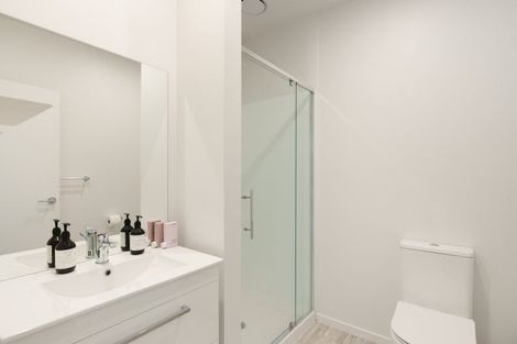 Photo of property in 4/17 Victoria Road, Mount Maunganui, 3116