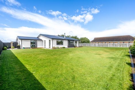 Photo of property in 10 Barker Place, Waikiwi, Invercargill, 9810