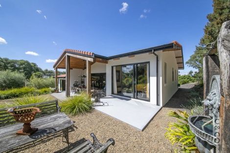 Photo of property in 101 Riverhead Road, Kumeu, 0892