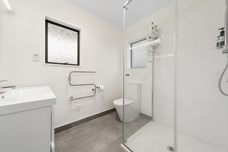 Photo of property in 106 The Circle, Manly, Whangaparaoa, 0930