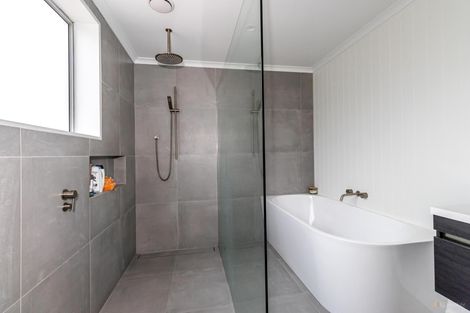 Photo of property in 17 Parsonage Road, Waimate, 7924