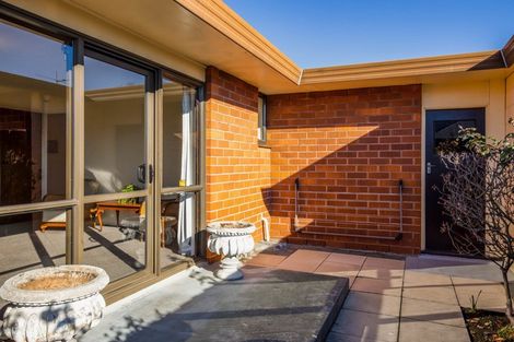 Photo of property in 2/15 Edinburgh Street, Spreydon, Christchurch, 8024