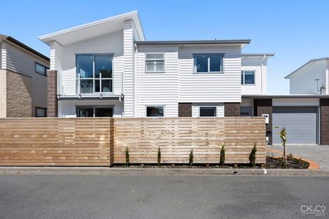 Photo of property in 4 Latimer Way, Petone, Lower Hutt, 5012