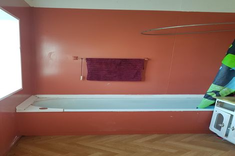 Photo of property in 24 Edward Street, Waimate, 7924