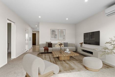 Photo of property in 28 Viridian Avenue, Rosehill, Papakura, 2113