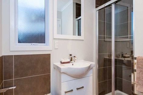 Photo of property in 125b Sturges Road, Henderson, Auckland, 0612