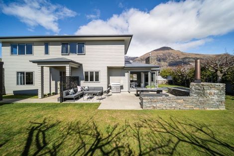 Photo of property in 9 Bridesdale Drive, Lake Hayes, Queenstown, 9304