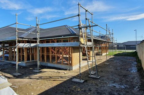 Photo of property in 47 Watkins Drive, Rangiora, 7400