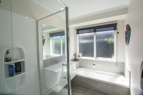 Photo of property in 7 Leet Crescent, Papamoa Beach, Papamoa, 3118