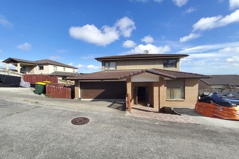 Photo of property in 20 Fairchild Avenue, Goodwood Heights, Auckland, 2105