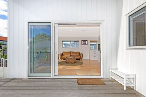 Photo of property in 58 Awapuni Road, Awapuni, Gisborne, 4010