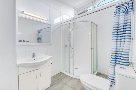 Photo of property in 2/138a Great South Road, Manurewa, Auckland, 2102