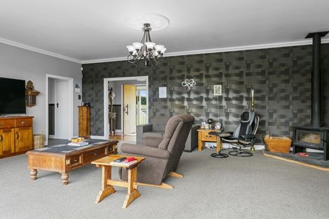 Photo of property in 736 Tukairangi Road, Kinloch, Taupo, 3385