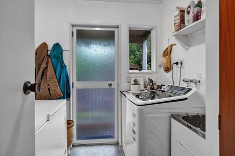 Photo of property in 237a South Road, Hawera, 4610