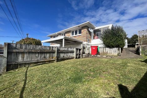 Photo of property in 10 Gills Avenue, Papakura, 2110