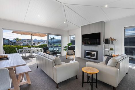 Photo of property in 105 Motu Hei, Pauanui, Hikuai, 3579