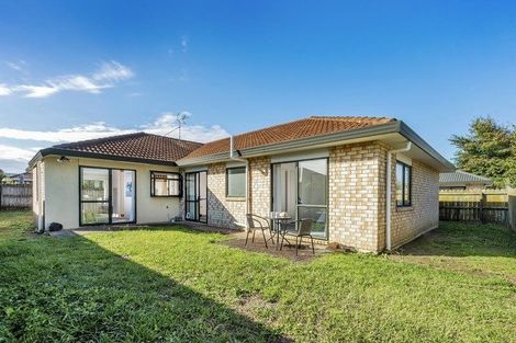 Photo of property in 11 Coleraine Place, East Tamaki, Auckland, 2016