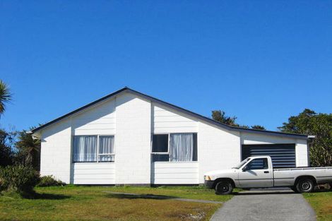 Photo of property in 16 Arnott Heights East, Greymouth, 7805