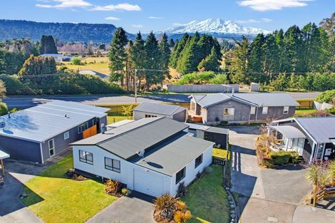 Photo of property in 7 Alpine Way, Ohakune, 4625