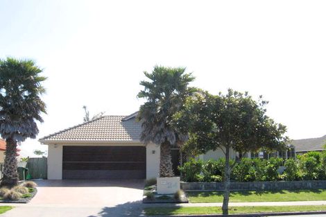Photo of property in 24 Palm Beach Boulevard, Papamoa Beach, Papamoa, 3118