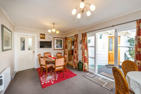 Photo of property in 1 Bryant Street, Takaro, Palmerston North, 4412