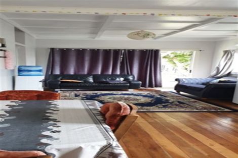 Photo of property in 2 Lippiatt Road, Otahuhu, Auckland, 1062