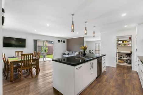 Photo of property in 13 Vercoe Crescent, Morrinsville, 3300