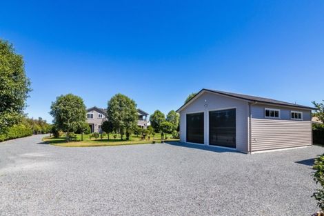 Photo of property in 16 Montgomery Crescent, Kinloch, Taupo, 3377