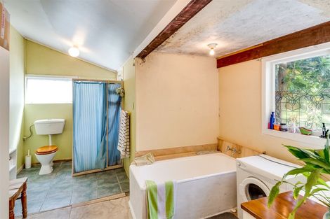 Photo of property in 1/422 Main North Road, Bay View, Napier, 4104