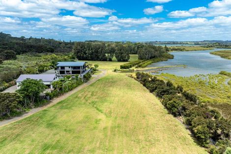 Photo of property in 56 Thelma Road, Mangawhai Heads, Mangawhai, 0505
