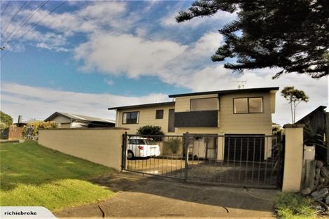 Photo of property in 15 Kaimanawa Street, Mount Maunganui, 3116
