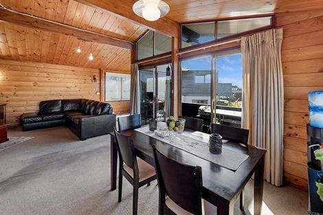Photo of property in 19 Endymion Place, Half Moon Bay, Auckland, 2012