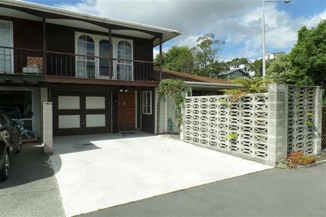 Photo of property in 16 Cashmere Road, Cashmere, Christchurch, 8022