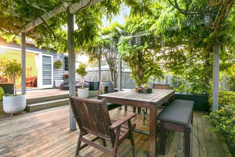 Photo of property in 1/105 Nile Road, Milford, Auckland, 0620